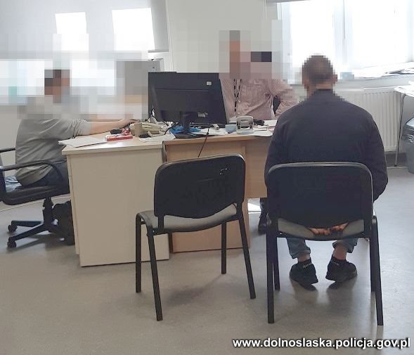odpowie-za-liczne-przestepstwa-96557
