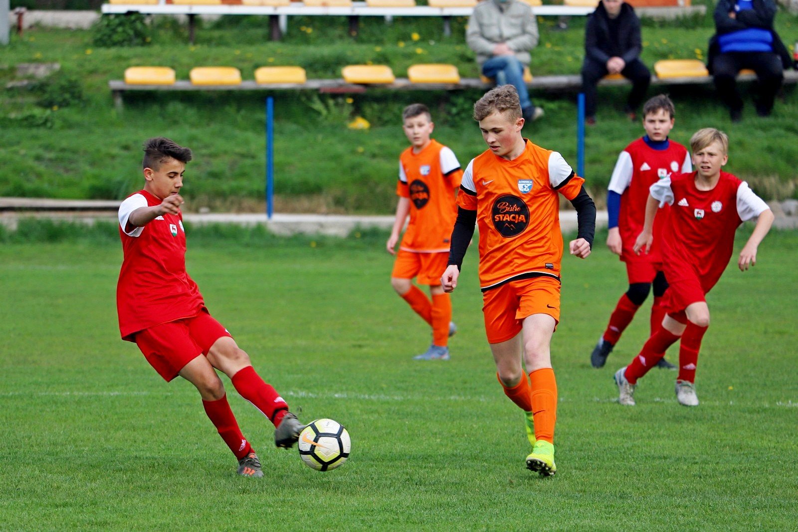 zwyciestwo-trampkarzy-omnicy-96645
