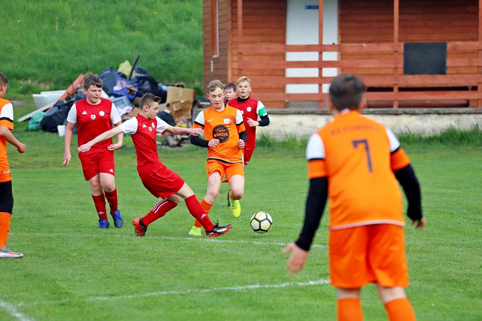 zwyciestwo-trampkarzy-omnicy-96645