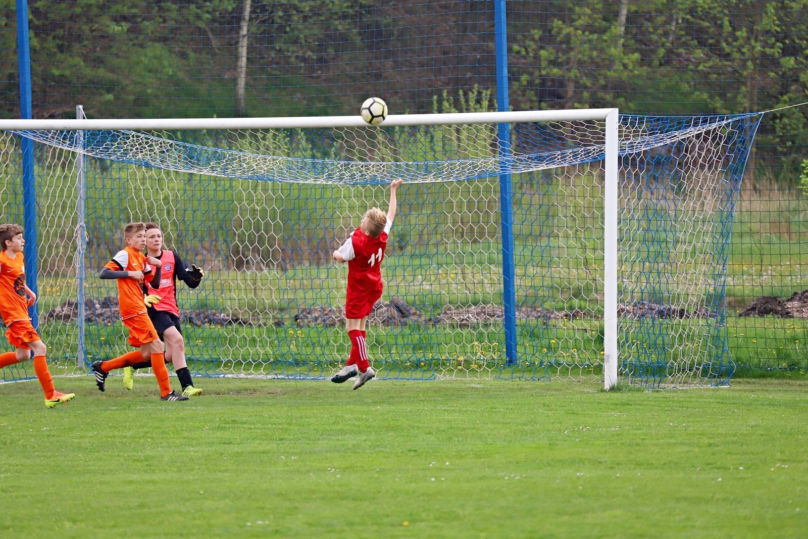 zwyciestwo-trampkarzy-omnicy-96645