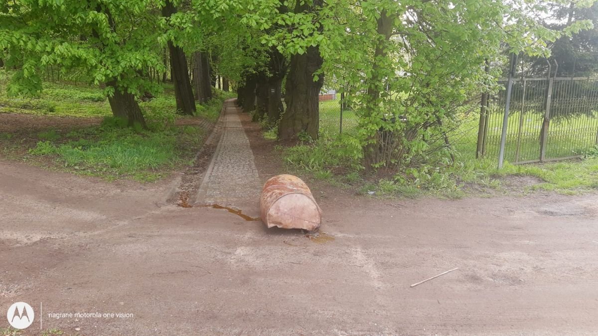 porzucona-beczka-przy-ul-jagiey-96774