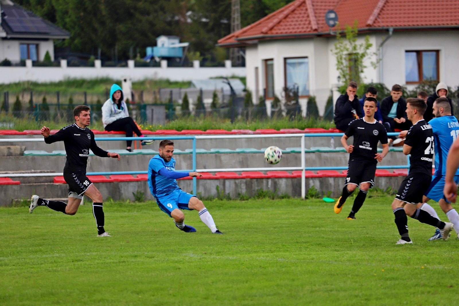 mia-niespodzianka-w-jezowie-sudeckim-97072