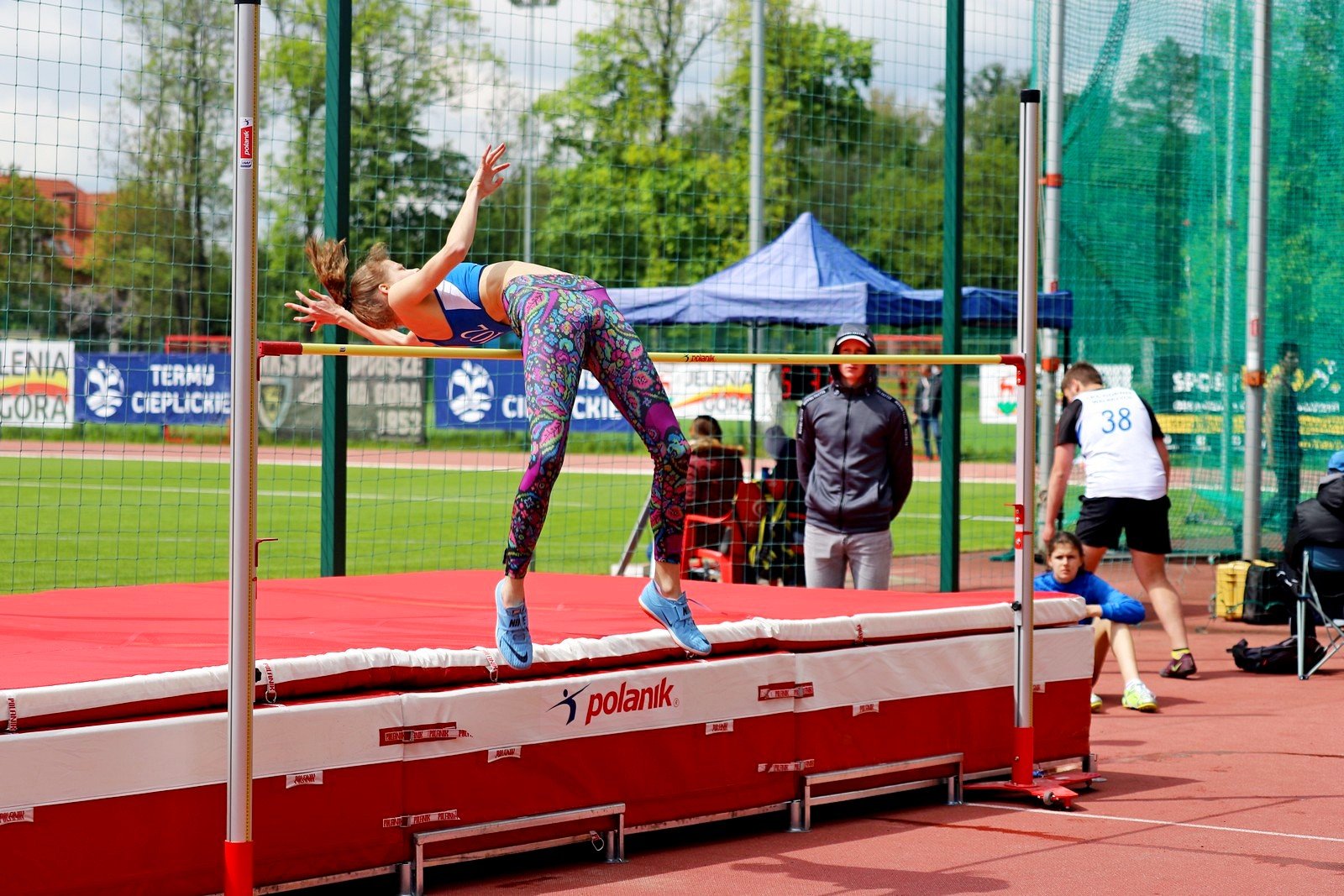 lekkoatletyczne-zmagania-przy-zotniczej-97074