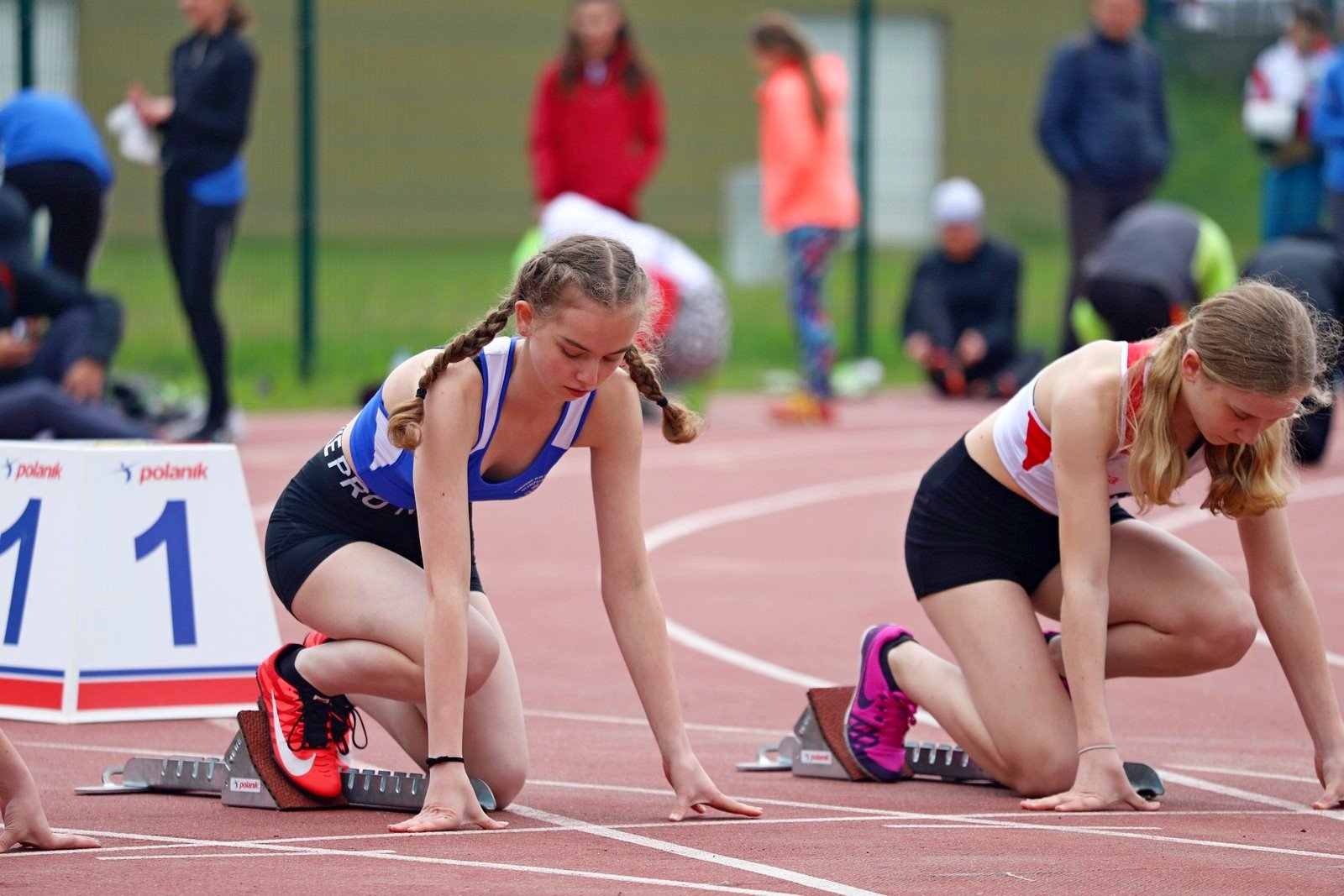 lekkoatletyczne-zmagania-przy-zotniczej-97074