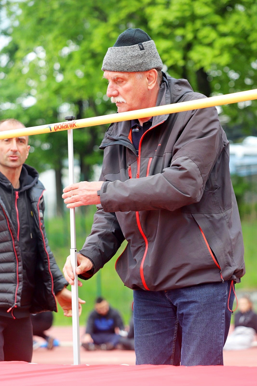lekkoatletyczne-zmagania-przy-zotniczej-97074