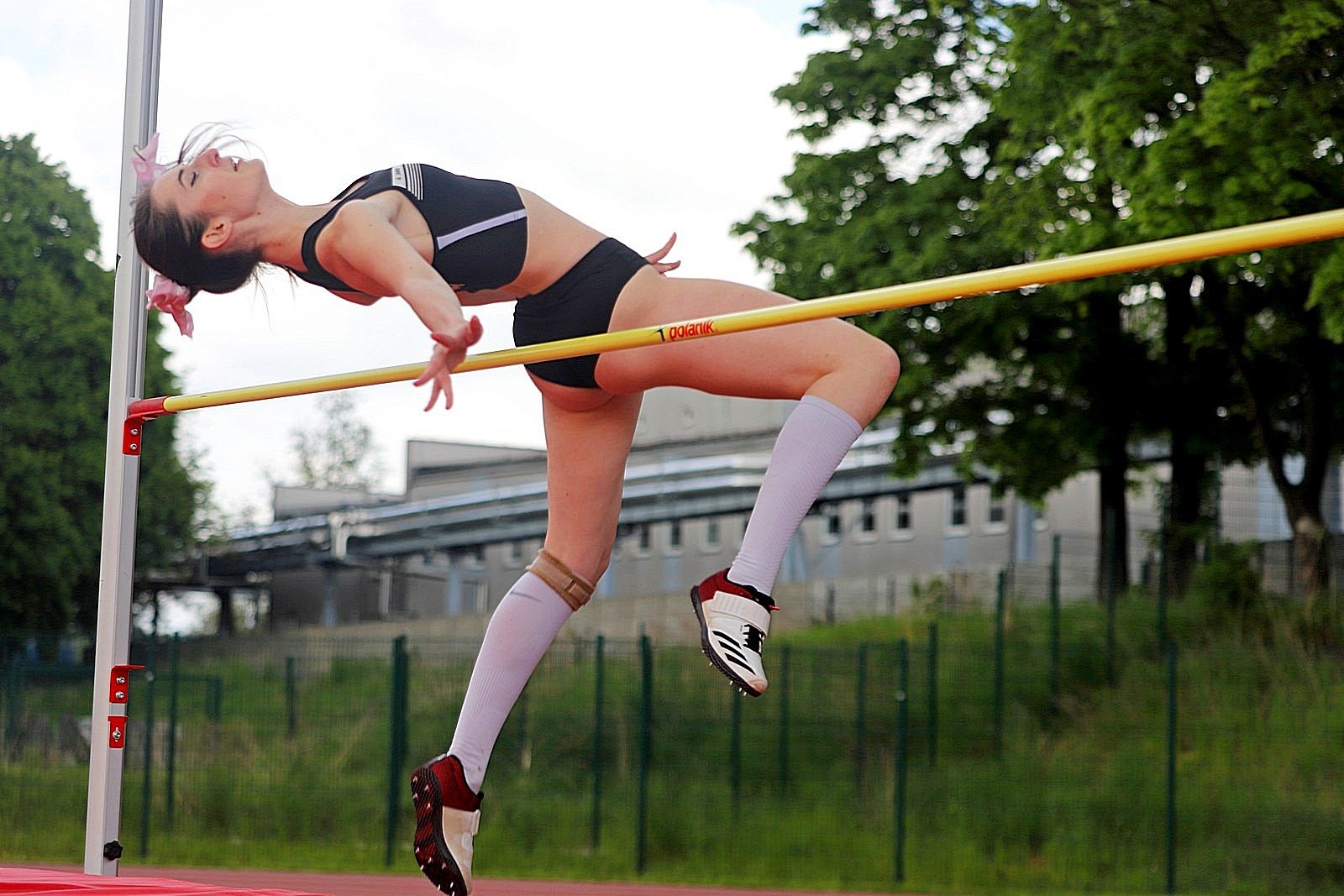 lekkoatletyczne-zmagania-przy-zotniczej-97074