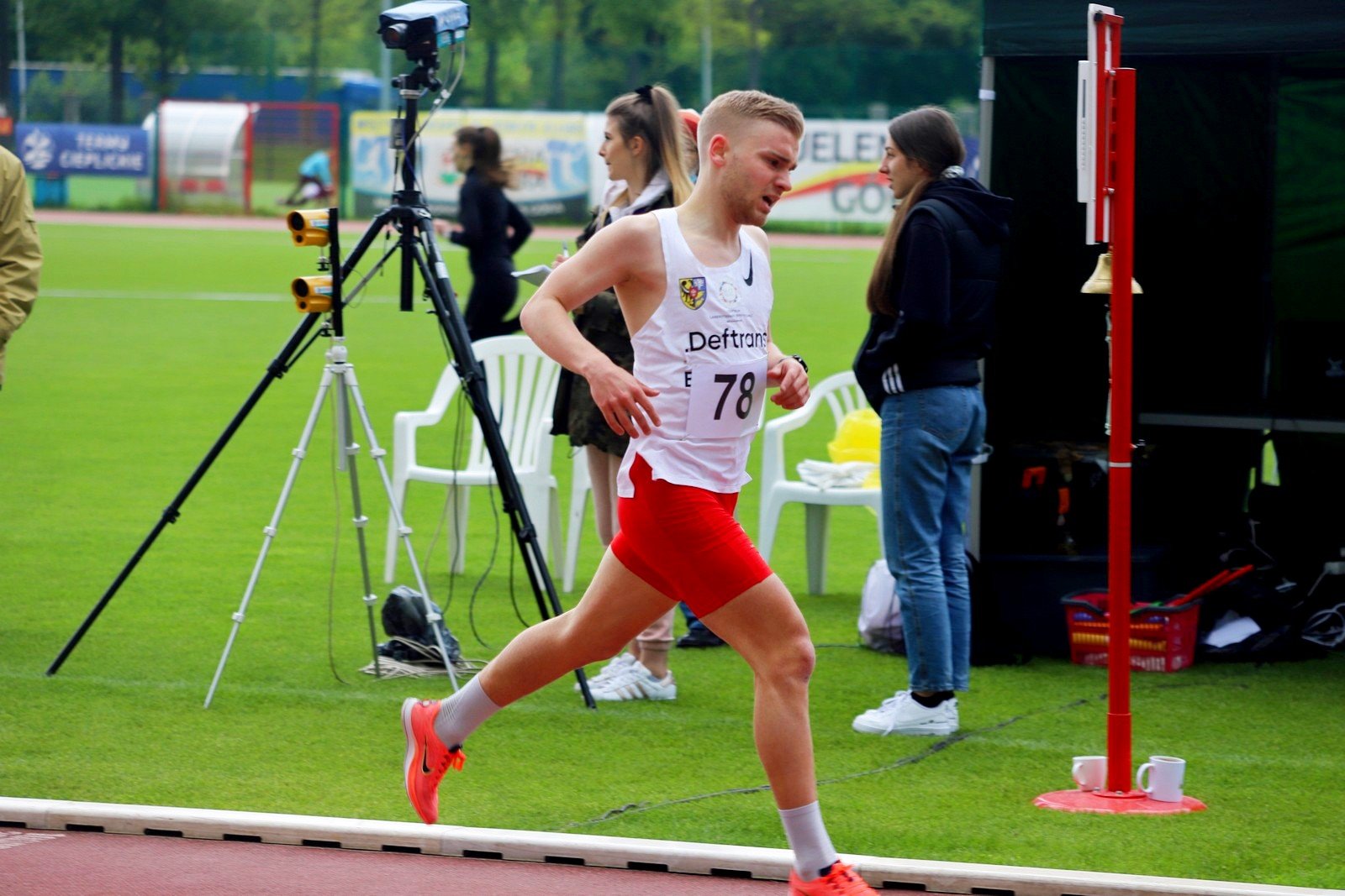 lekkoatletyczne-zmagania-przy-zotniczej-97074