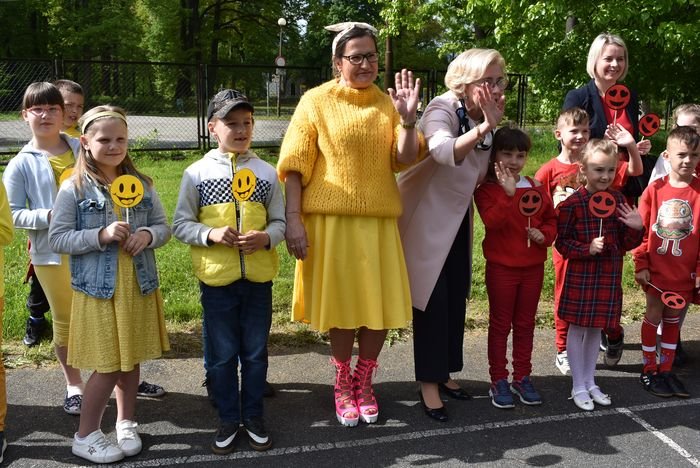 w-dzien-dziecka-o-nowej-szkole-w-mysakowicach-97091