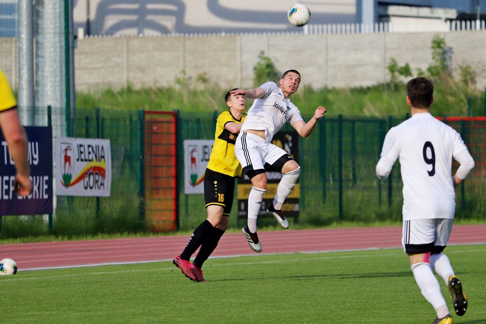 mocny-poczatek-wystarczy-97139