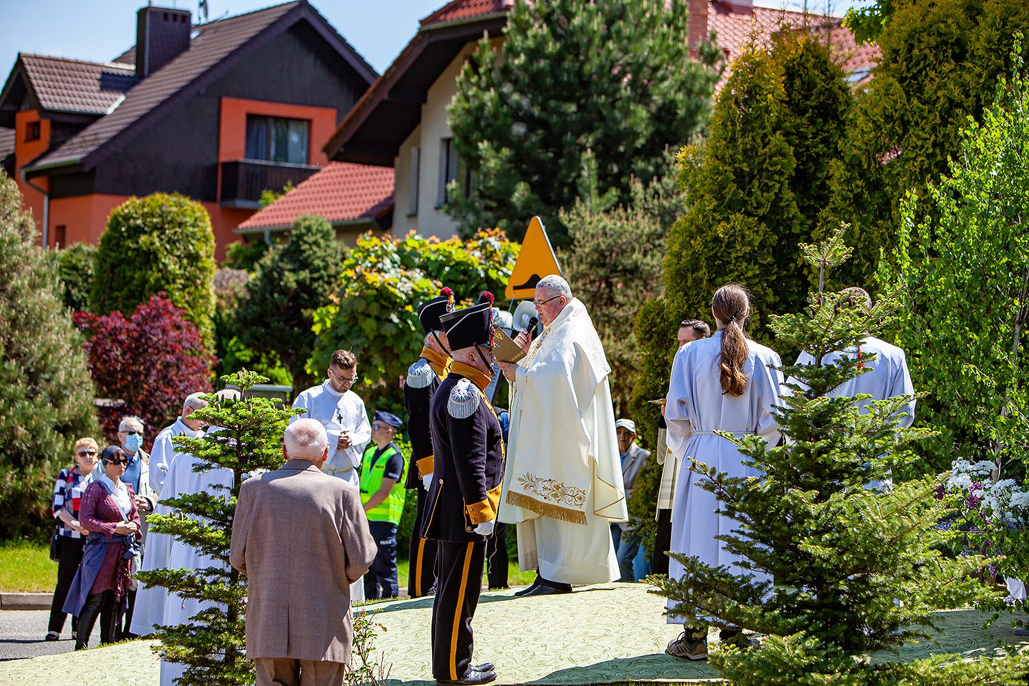 uroczystosci-w-kosciele-pw-matki-bozej-miosierdzia-97156