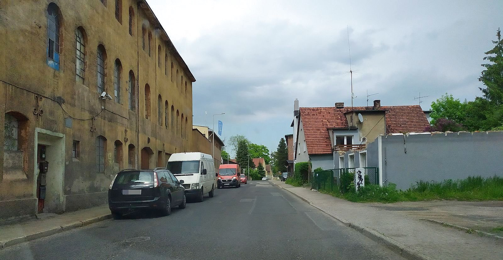 samochody-blokuja-ale-legalnie-97288