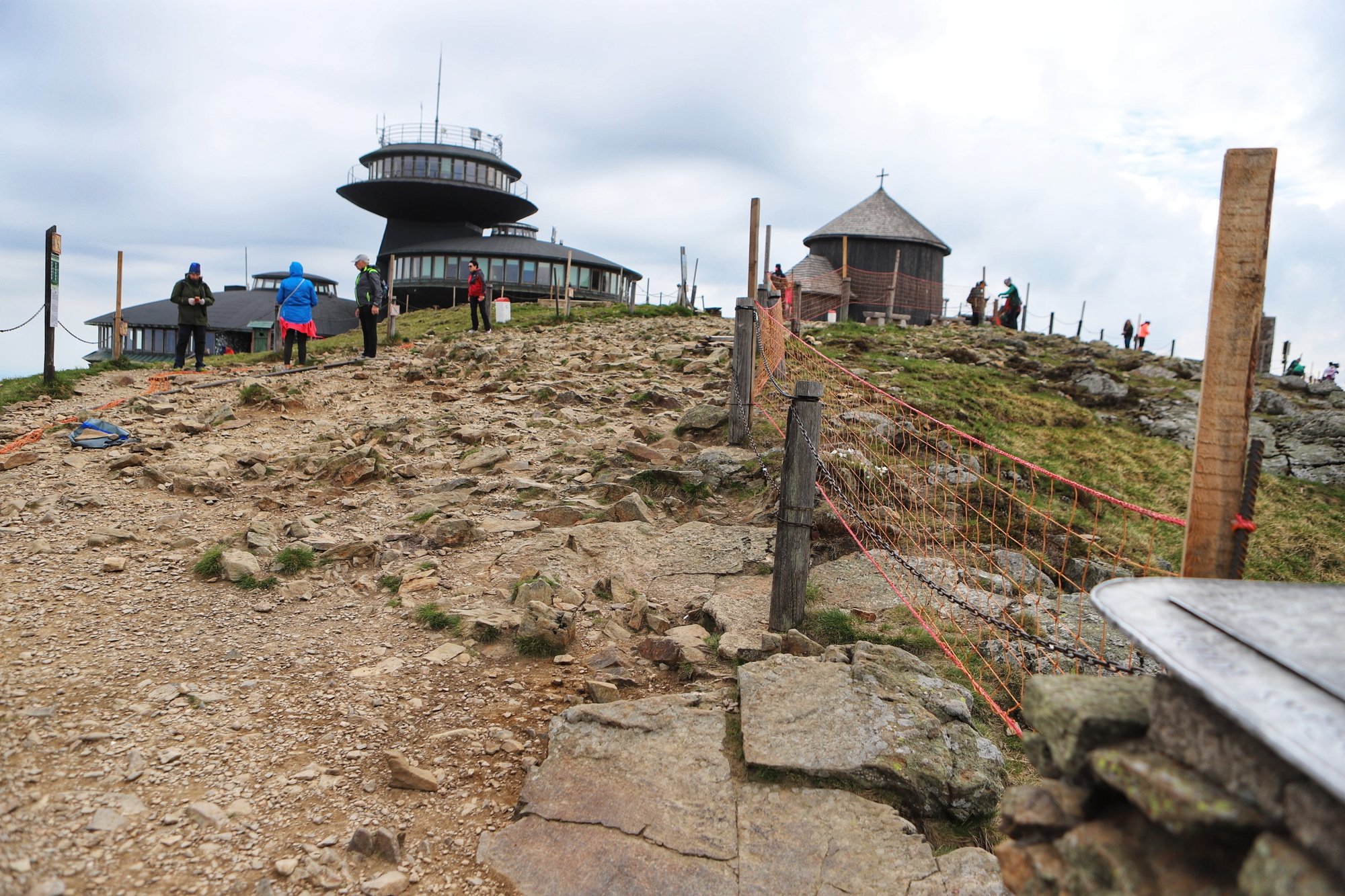 siatki-dla-ochrony-karkonoskiej-przyrody-97355