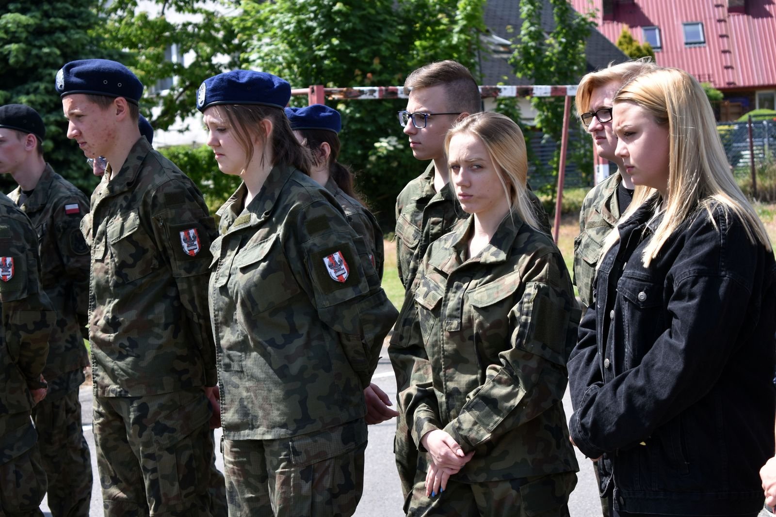 uczniowie-goscili-saperow-97422