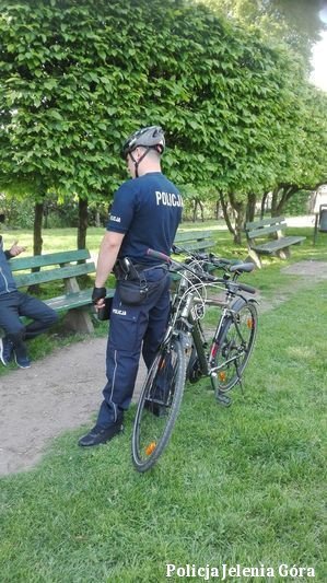 policjanci-na-rowerach-97427