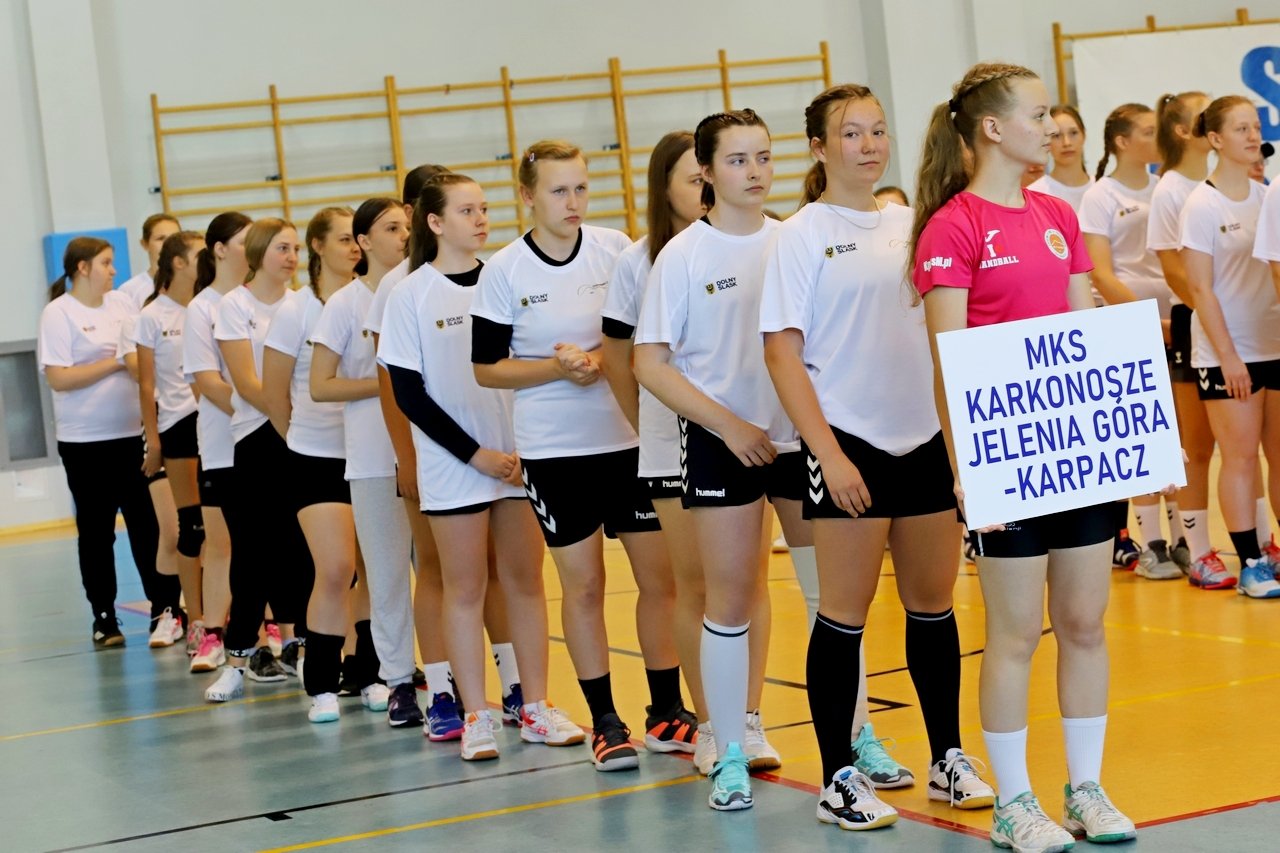 iwona-niedzwiedz-ambasadorka-piki-recznej-w-karpaczu-97433