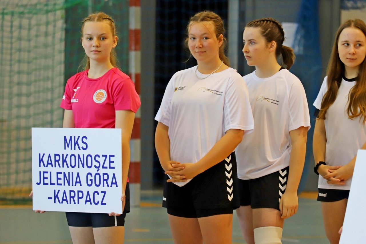 iwona-niedzwiedz-ambasadorka-piki-recznej-w-karpaczu-97433