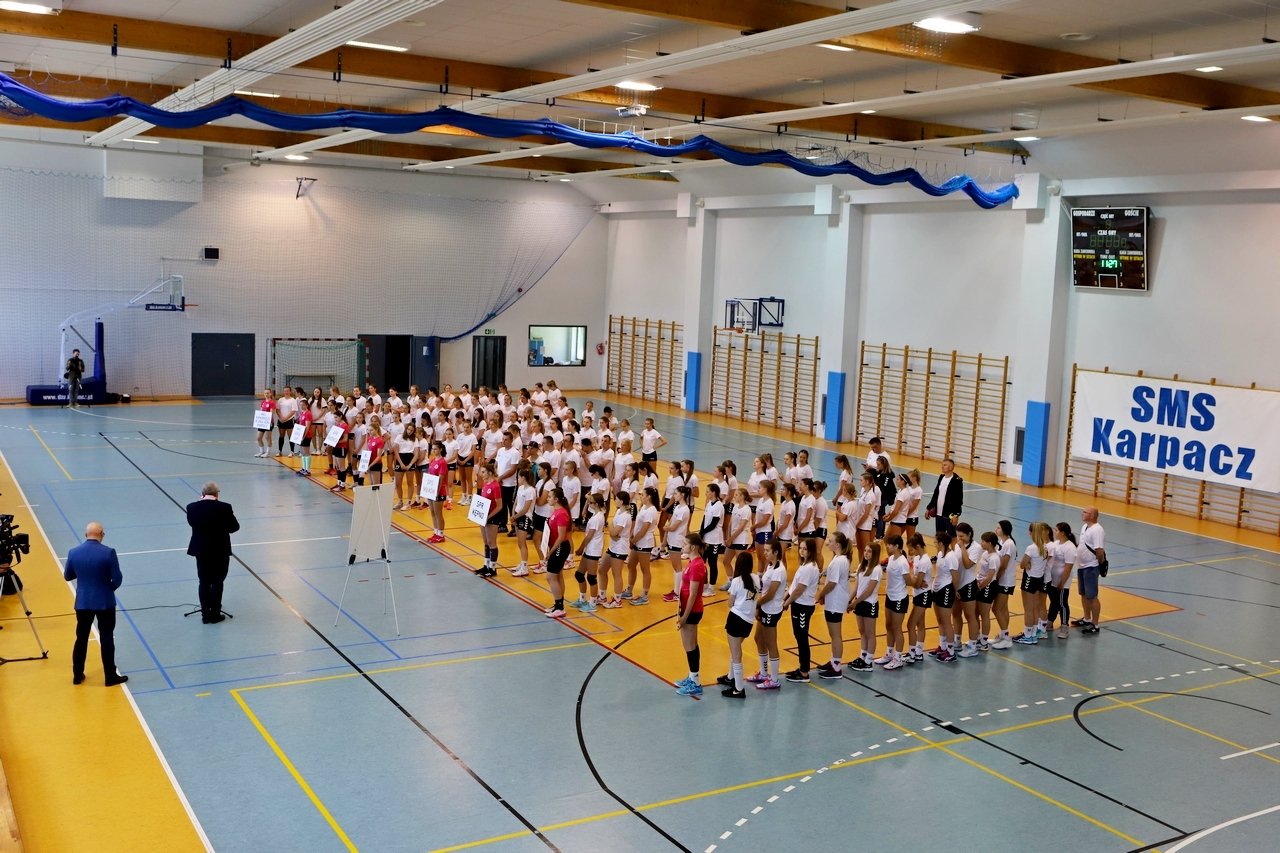 iwona-niedzwiedz-ambasadorka-piki-recznej-w-karpaczu-97433