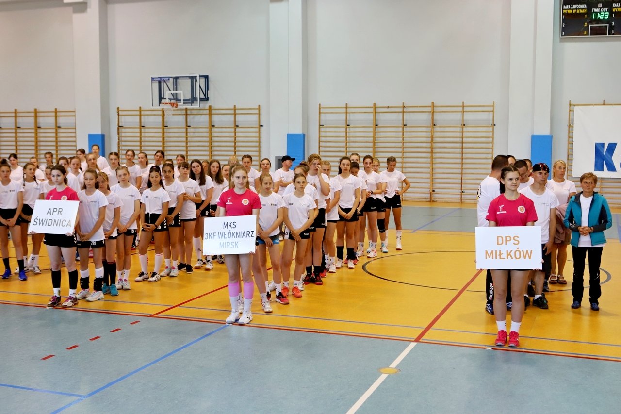 iwona-niedzwiedz-ambasadorka-piki-recznej-w-karpaczu-97433