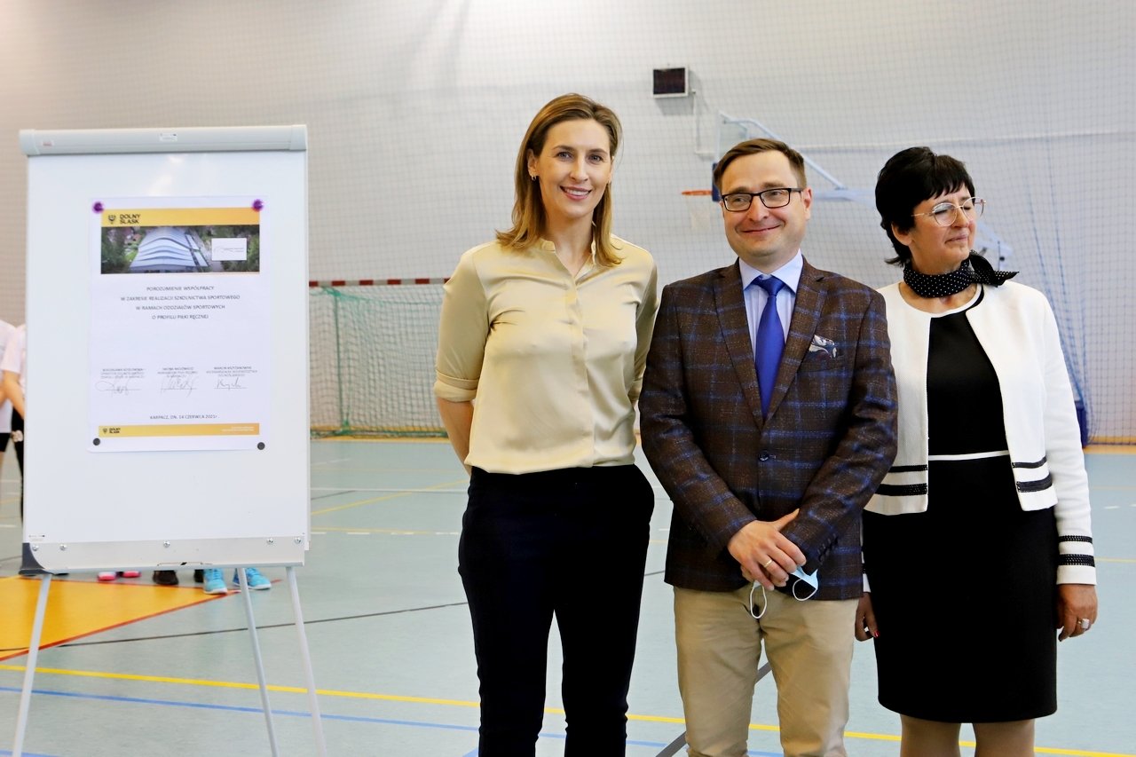 iwona-niedzwiedz-ambasadorka-piki-recznej-w-karpaczu-97433