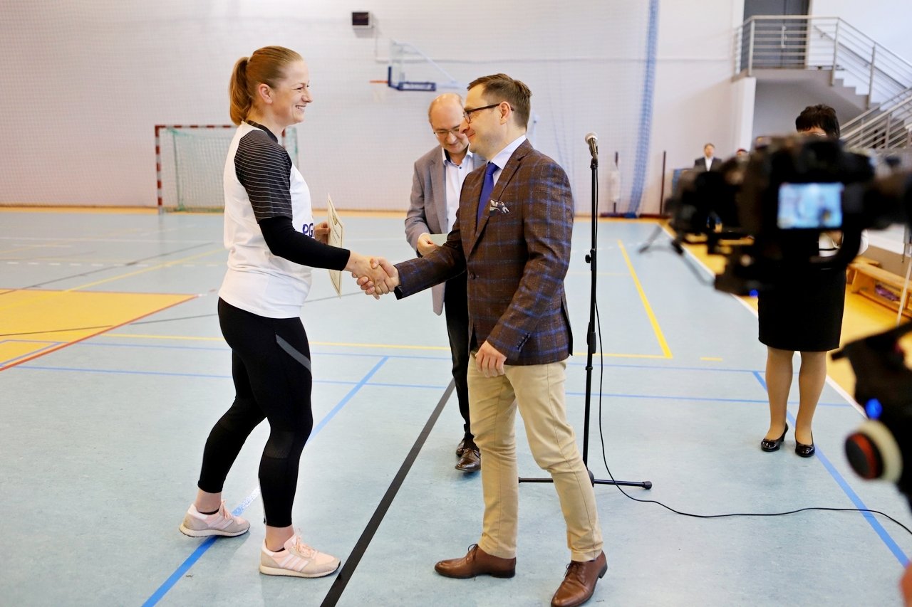 iwona-niedzwiedz-ambasadorka-piki-recznej-w-karpaczu-97433