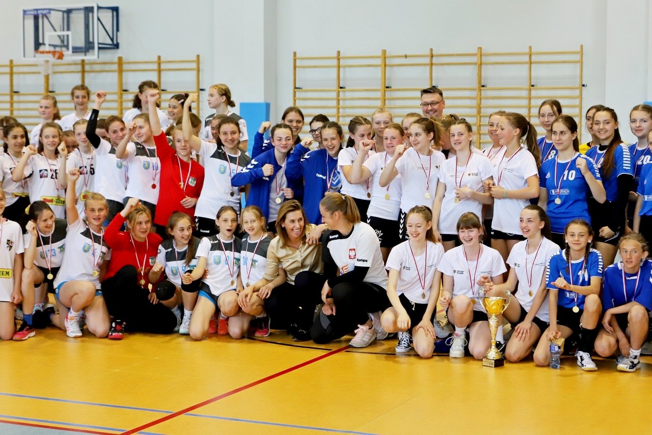 iwona-niedzwiedz-ambasadorka-piki-recznej-w-karpaczu-97433