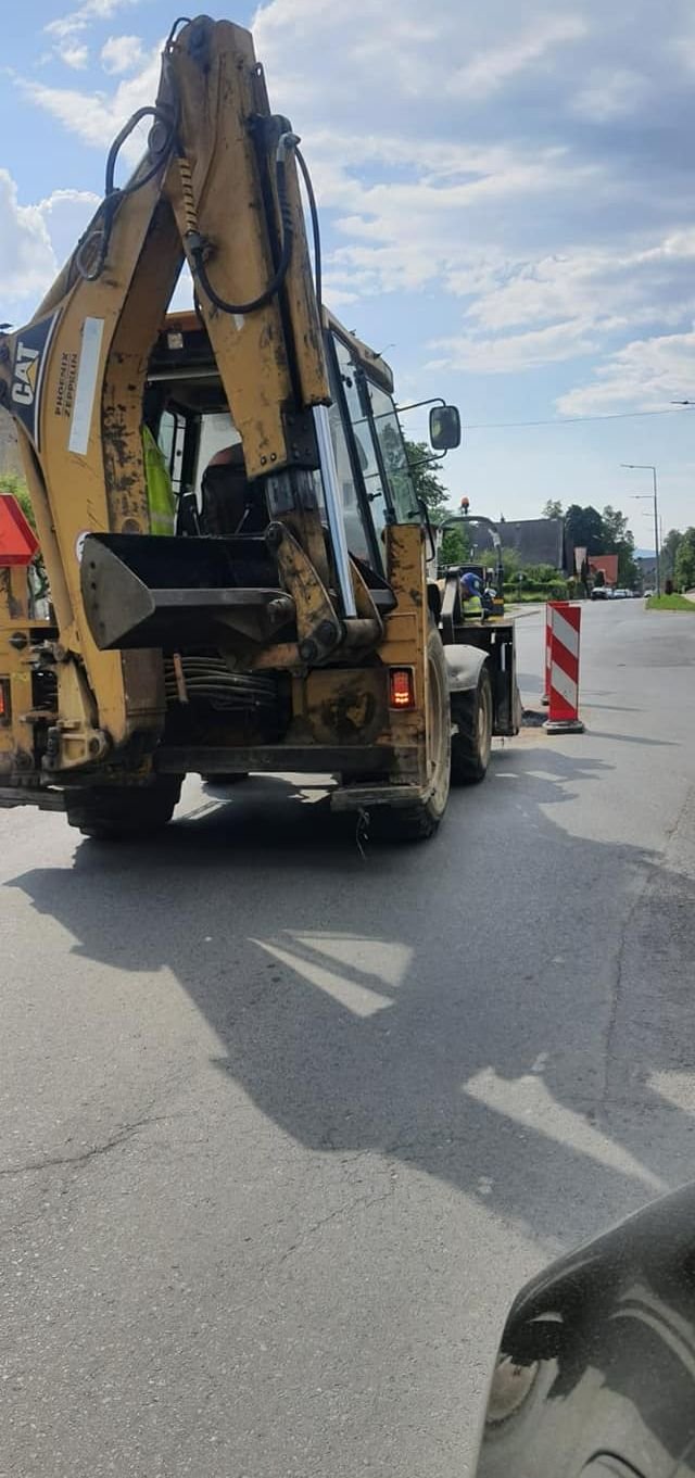 trwa-atanie-dziur-w-drogach-97483