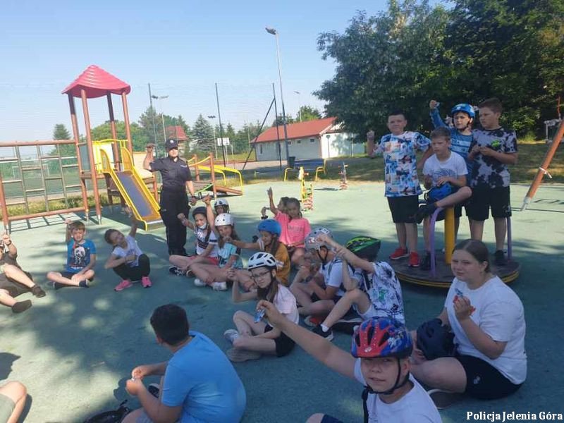 uczniowie-zdobywali-karte-rowerowa-97504