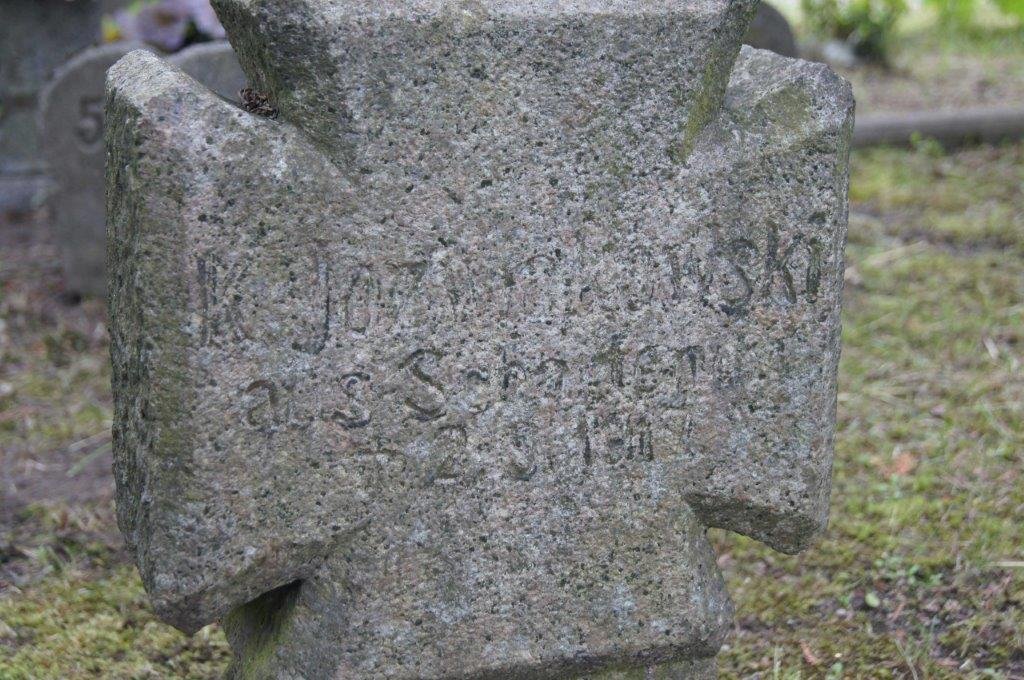 Nagrobek K. Jozwiakowskiego/fot. S. Firszt