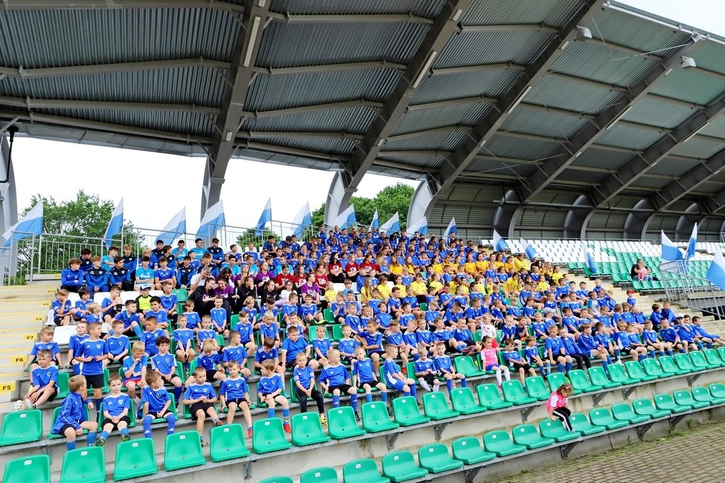biaoniebieska-rodzina-karkonoszy-97652