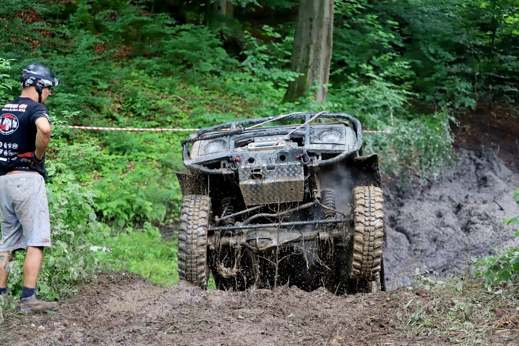 boto-trawersy-i-200-pieczatek-97756