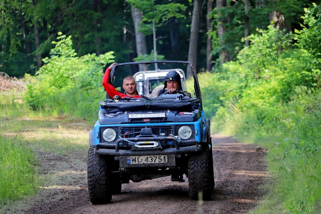 boto-trawersy-i-200-pieczatek-97756