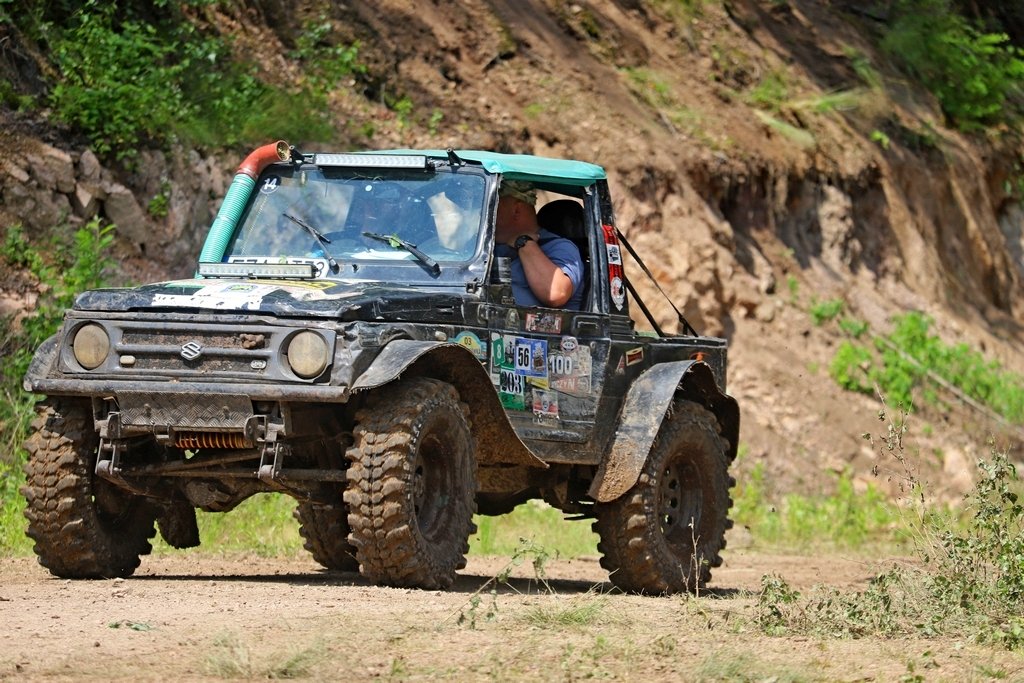 boto-trawersy-i-200-pieczatek-97756