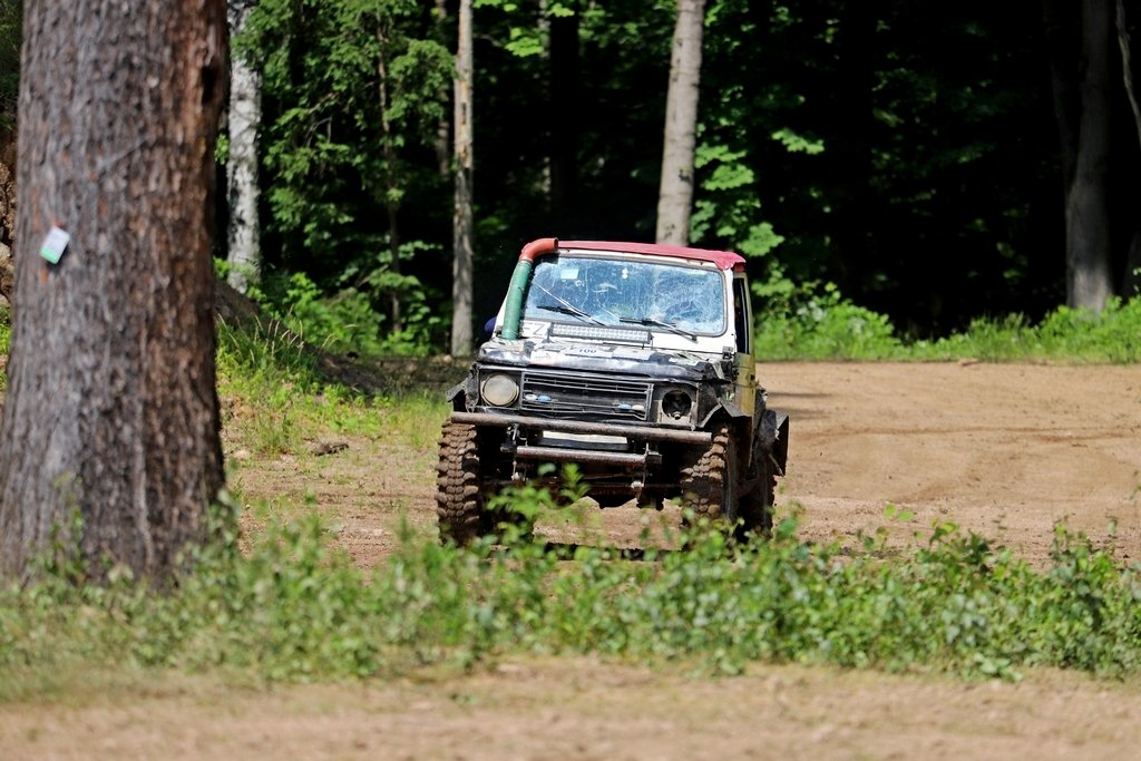boto-trawersy-i-200-pieczatek-97756