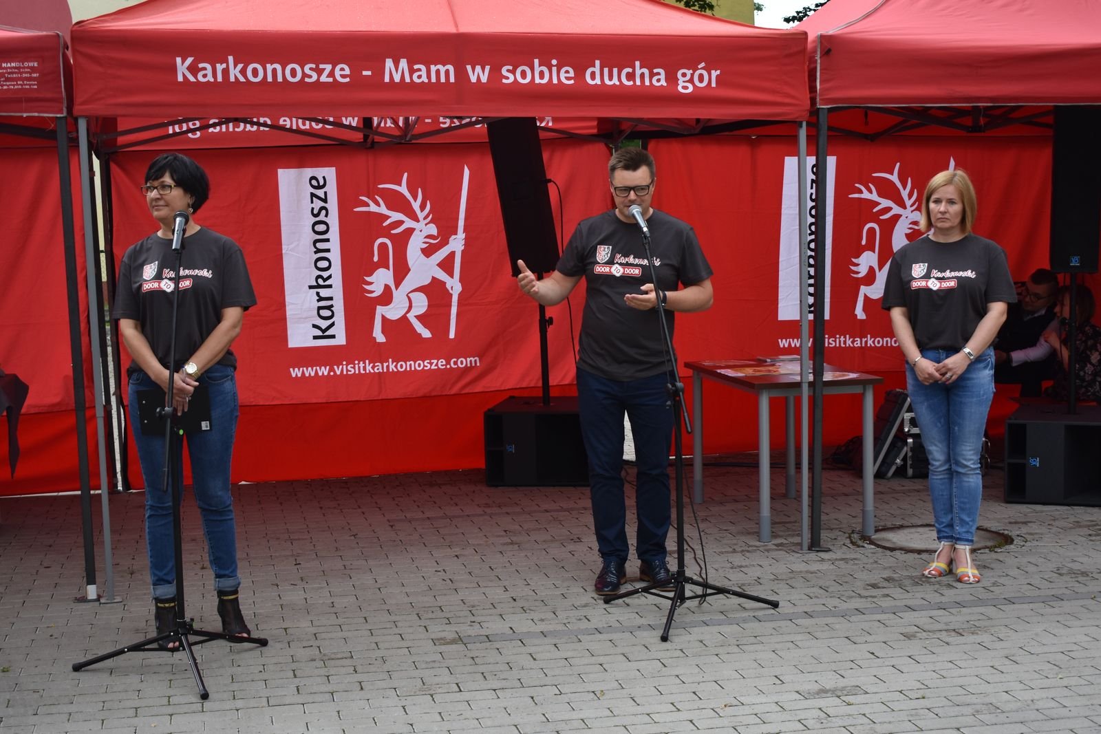 bus-dowiezie-bezpatnie-do-lekarza-i-do-teatru-97813