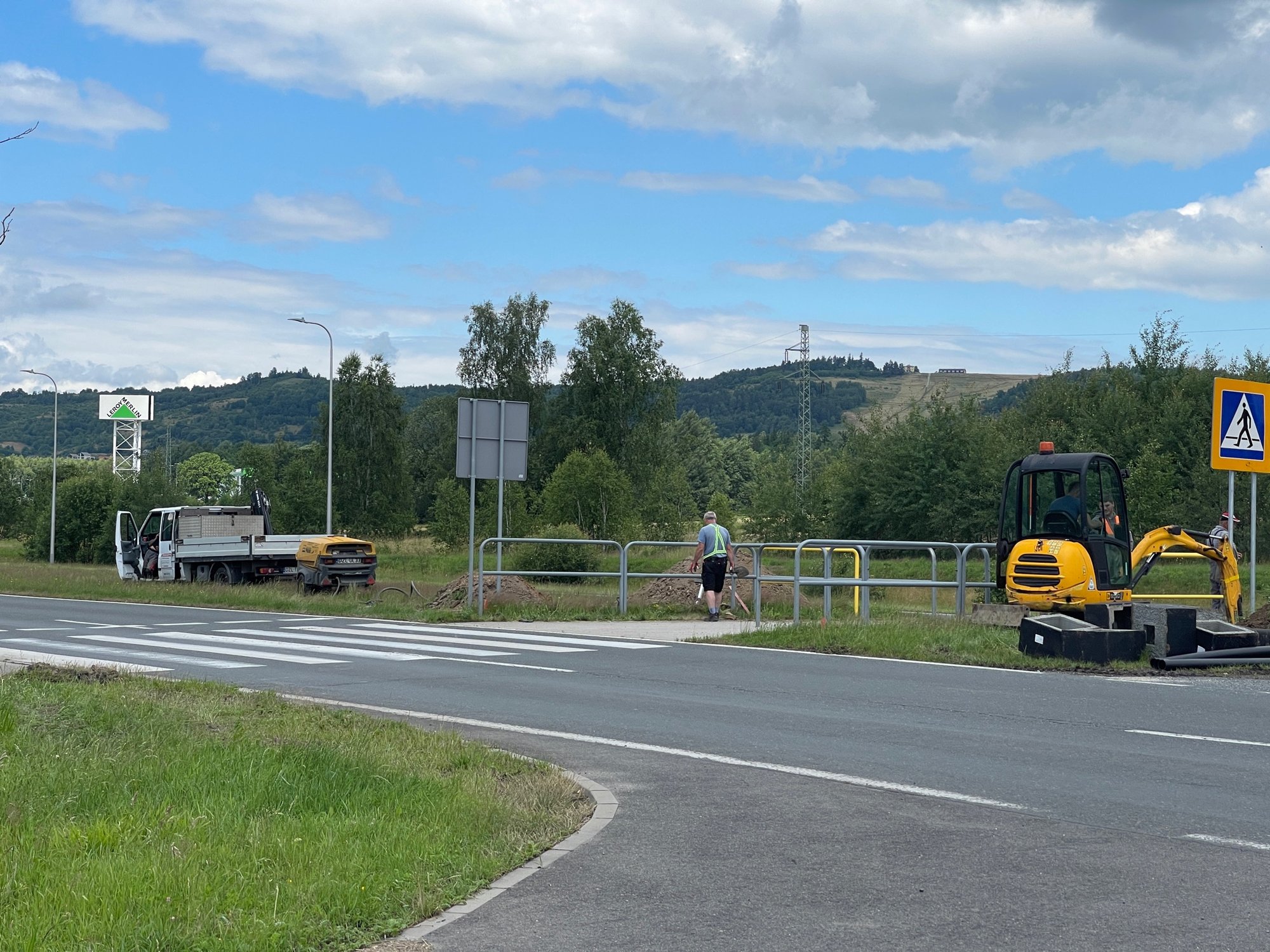 powstaje-kolejne-nowoczesne-przejscie-97858