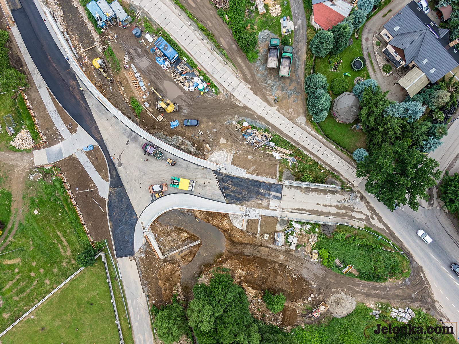 finisz-budowy-mostu-98045