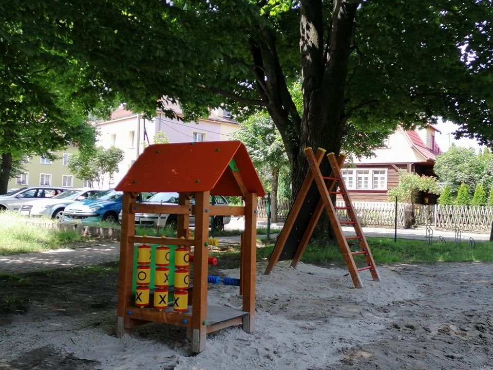 czy-wandale-w-koncu-oszczedza-plac-zabaw-98196