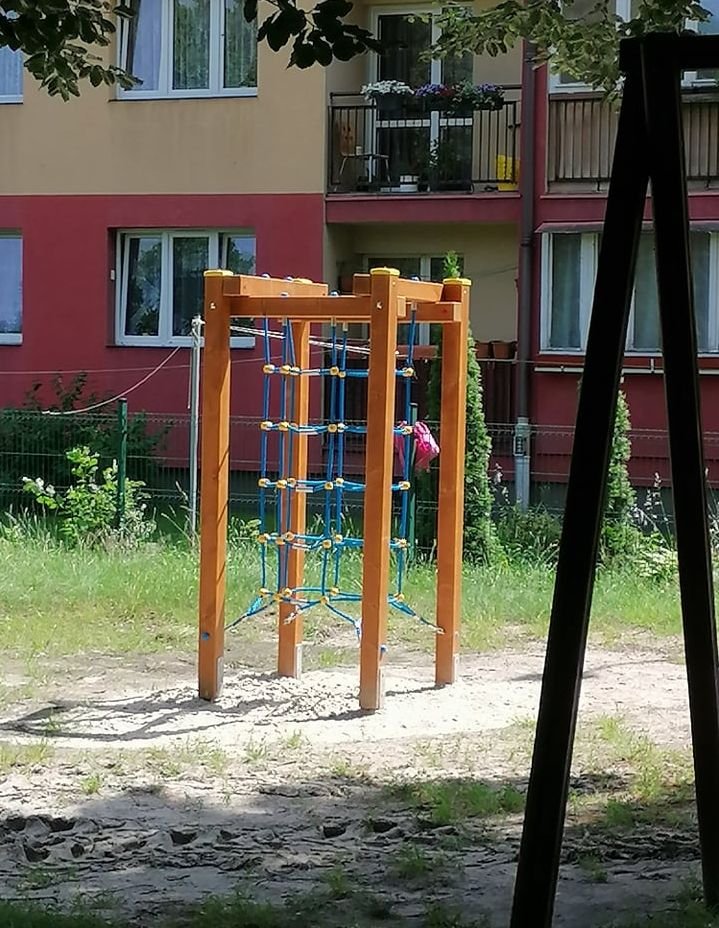czy-wandale-w-koncu-oszczedza-plac-zabaw-98196