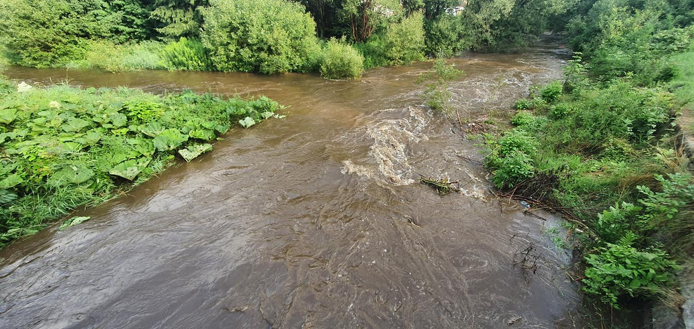 niespokojna-noc-w-regionie-98207