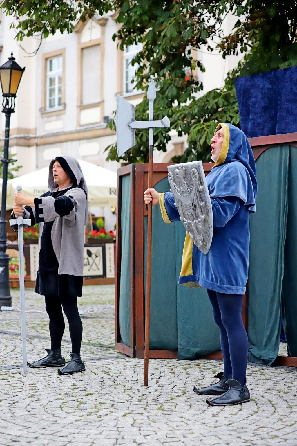 rozprawiali-o-sredniowieczu-98209