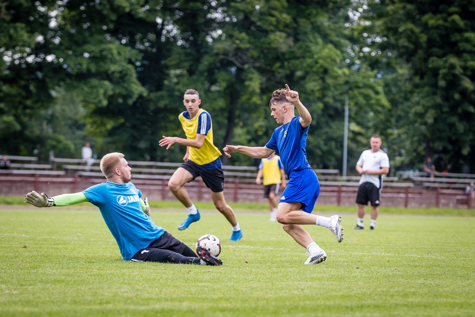 wewnetrzny-sparing-karkonoszy-98302