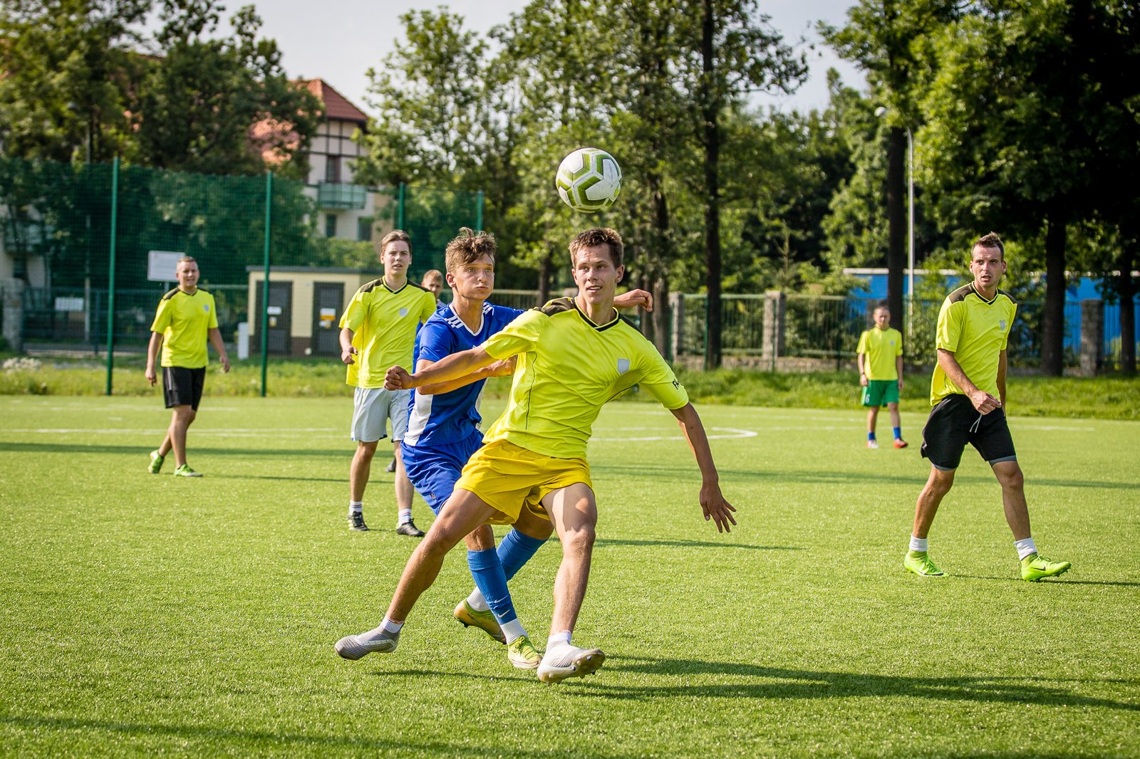 seniorzy-lechii-pokonali-modziez-karkonoszy-98359