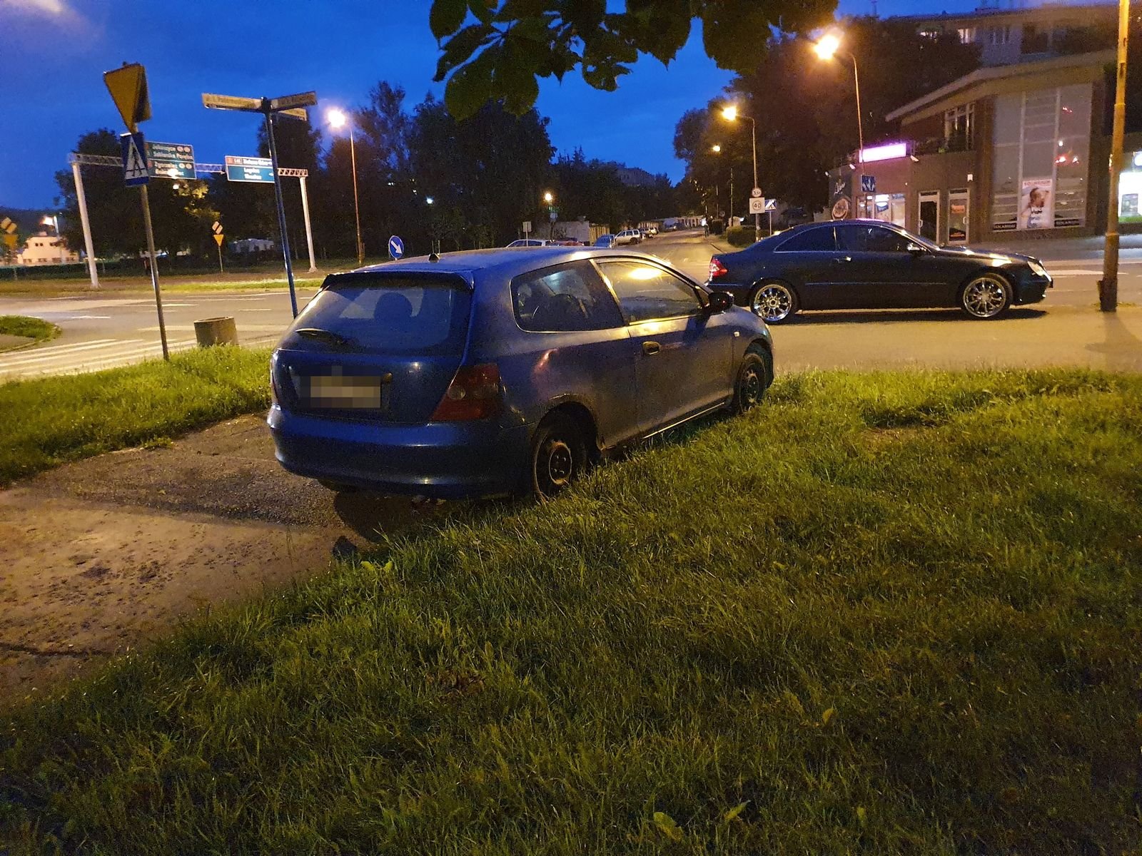 tak-sie-nie-parkuje-98371