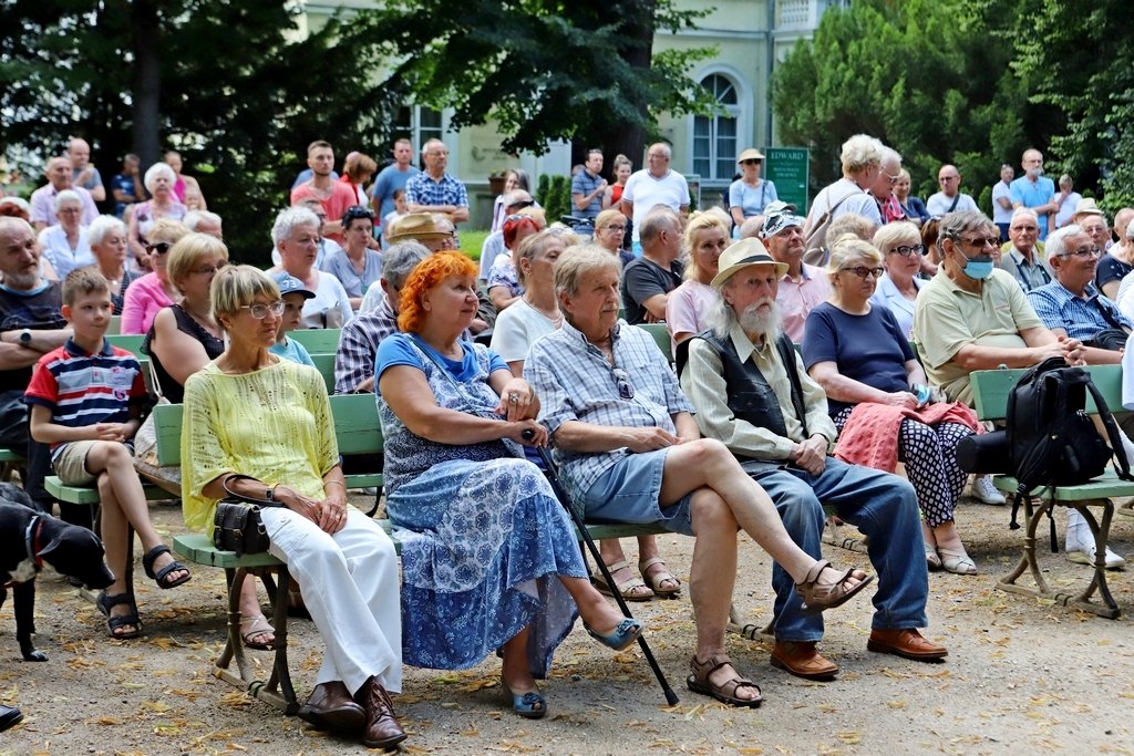 muzycznie-w-parku-zdrojowym-98376