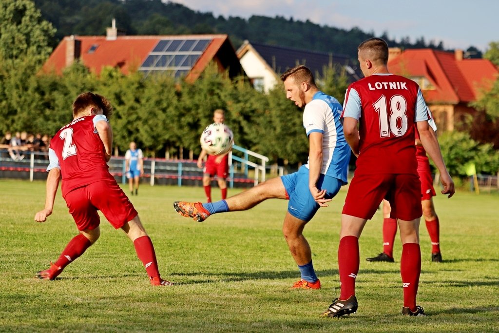 lotnik-pokona-omnice-98481