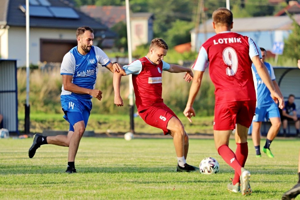 lotnik-pokona-omnice-98481