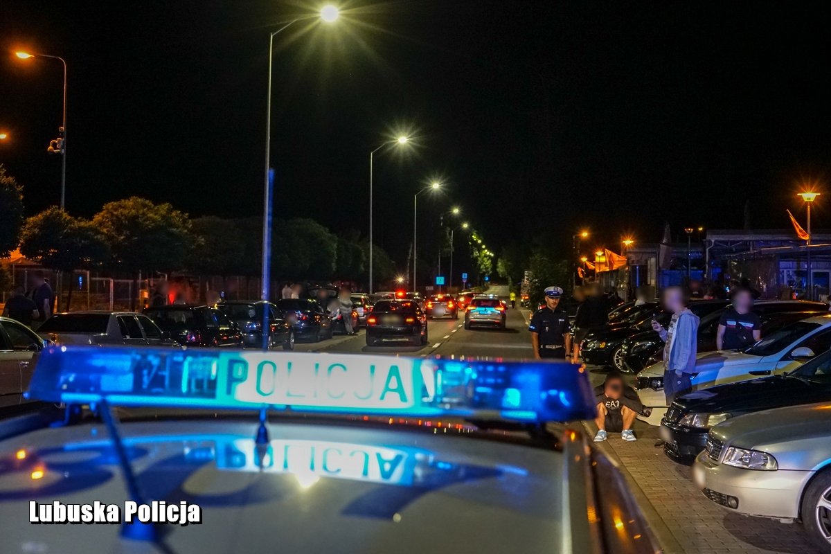 policyjne-stop-dla-nielegalnych-wyscigow-98544