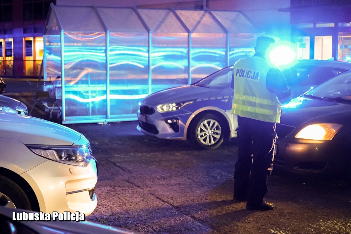 policyjne-stop-dla-nielegalnych-wyscigow-98544