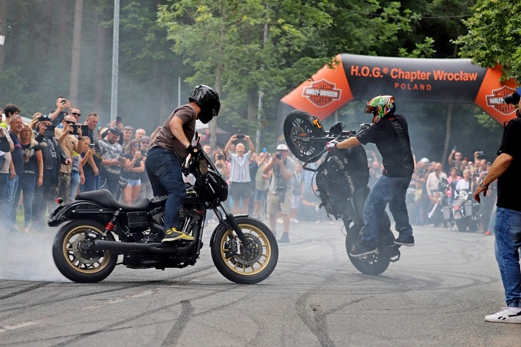 motocyklisci-opanowali-karpacz-98763