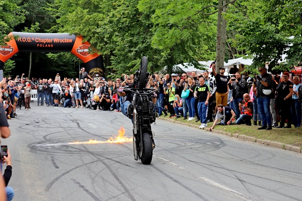 motocyklisci-opanowali-karpacz-98763